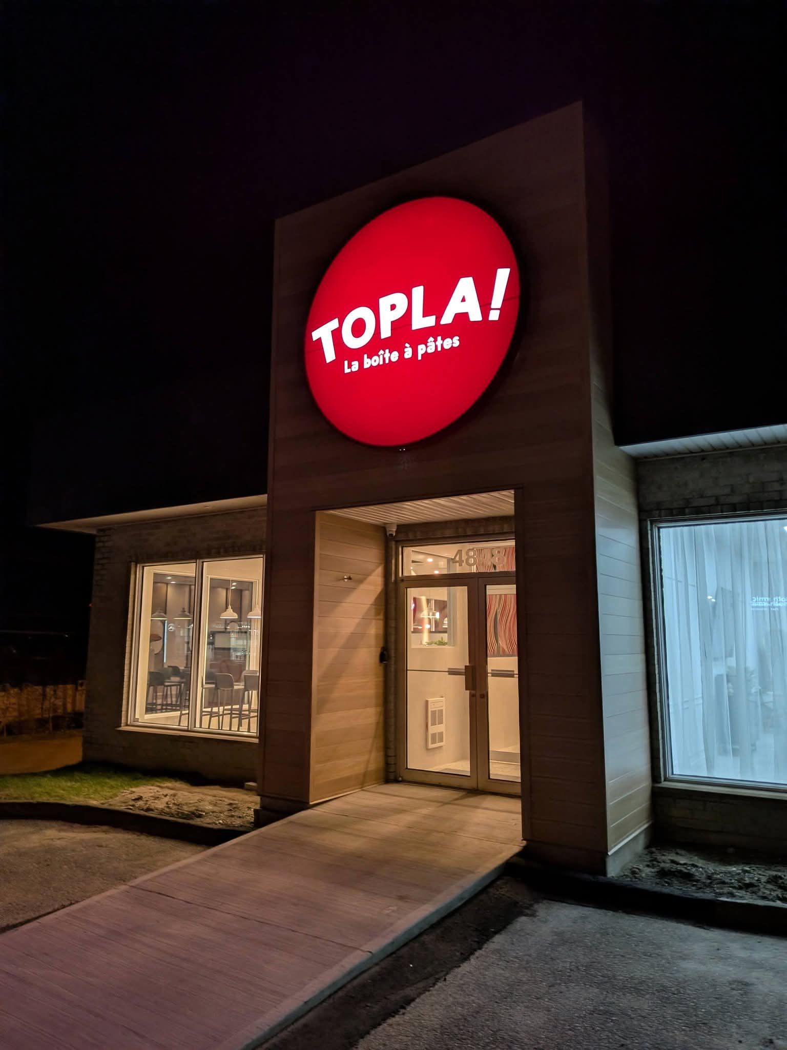 Réalisation 27 — Les Enseignes Tremblay